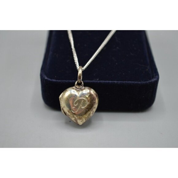 Sterling Silver Heart Locket Engraved P Grad 2013 Miniature 18" Chain Gift - Picture 2 of 7